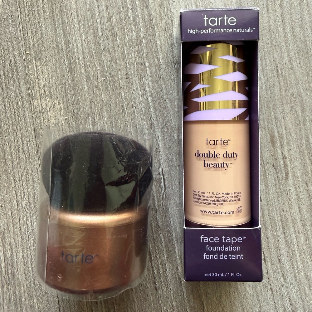 New tarte Double Duty Beauty Face Tape Foundation Light Neutral 22N with brush